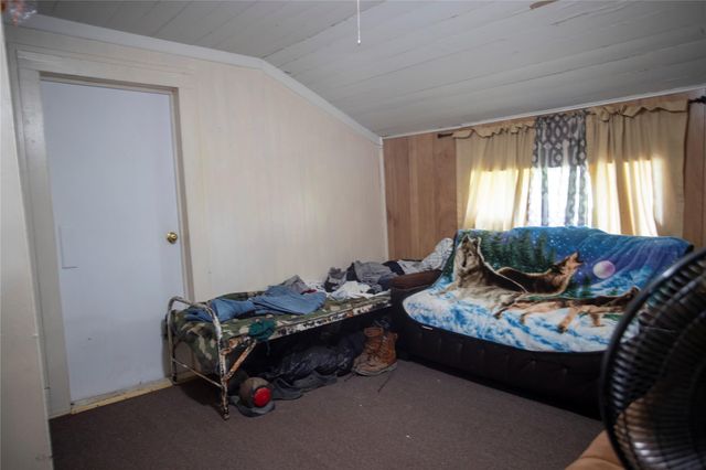 10553 S State Hwy 71, Danevang, TX 77437