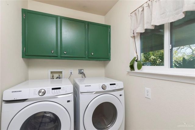 2124 Hibiscus Avenue, Mcallen, TX 78501