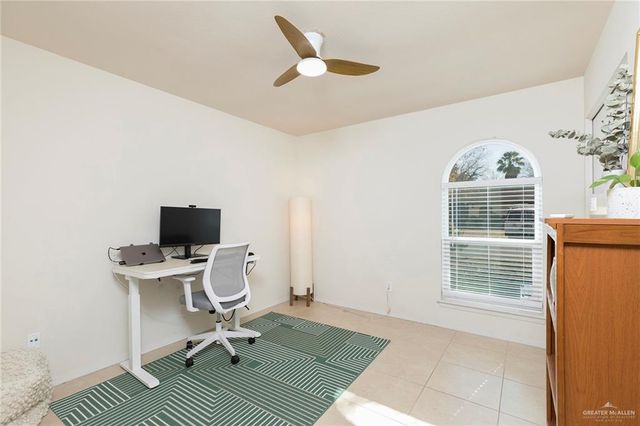 2124 Hibiscus Avenue, Mcallen, TX 78501