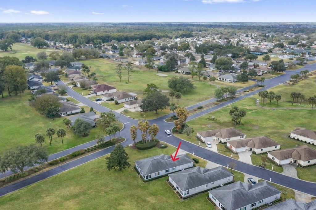 Image 2 of property listing at 13699 SW 111TH AVENUE, Dunnellon, FL 34432