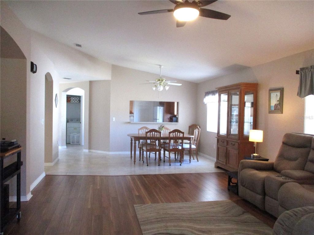 Image 11 of property listing at 13699 SW 111TH AVENUE, Dunnellon, FL 34432