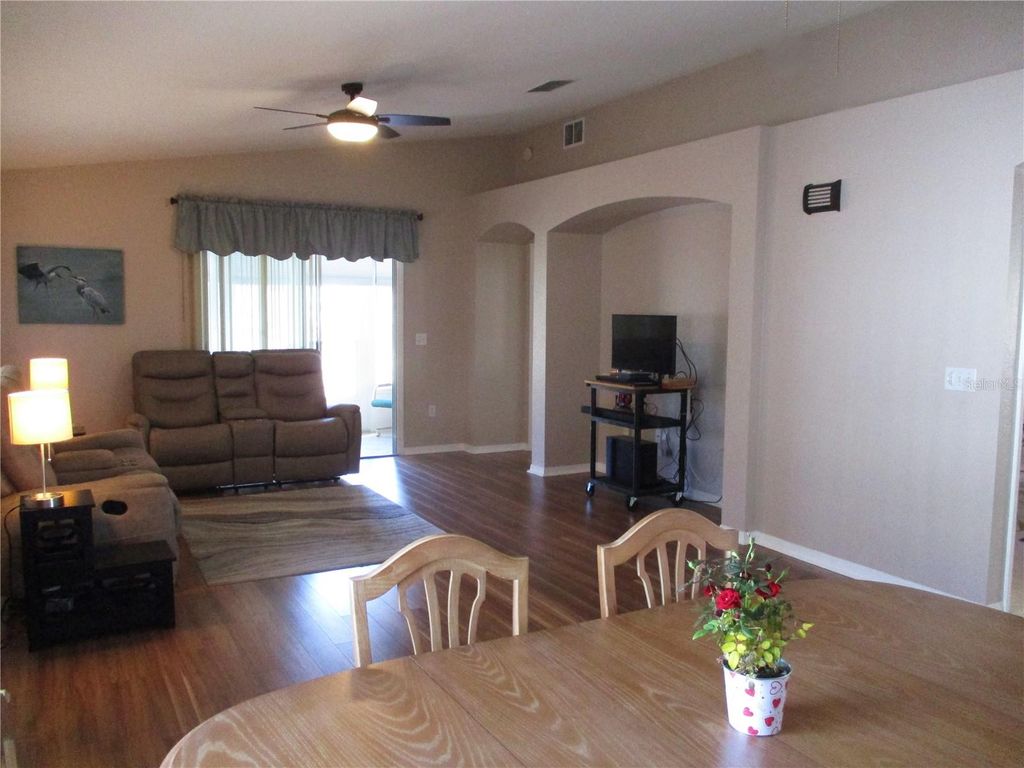 Image 15 of property listing at 13699 SW 111TH AVENUE, Dunnellon, FL 34432