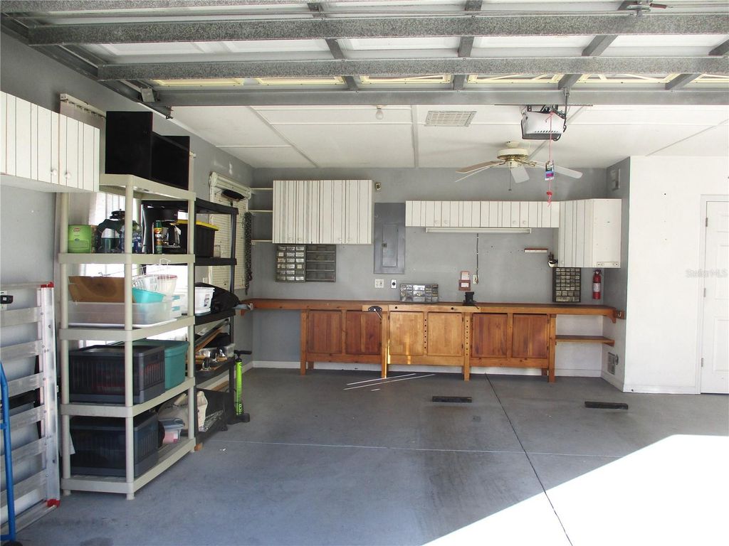 Image 36 of property listing at 13699 SW 111TH AVENUE, Dunnellon, FL 34432