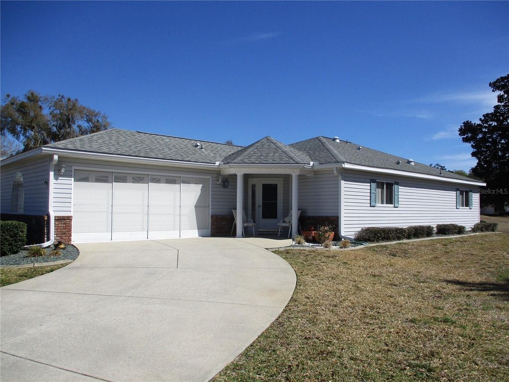 Image 47 of property listing at 13699 SW 111TH AVENUE, Dunnellon, FL 34432