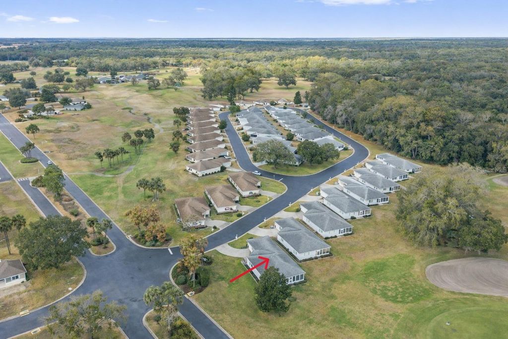 Image 51 of property listing at 13699 SW 111TH AVENUE, Dunnellon, FL 34432