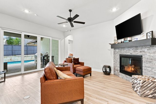8519 Nichols Tree, Boerne, TX 78015