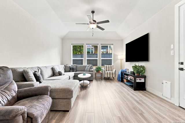 8519 Nichols Tree, Boerne, TX 78015