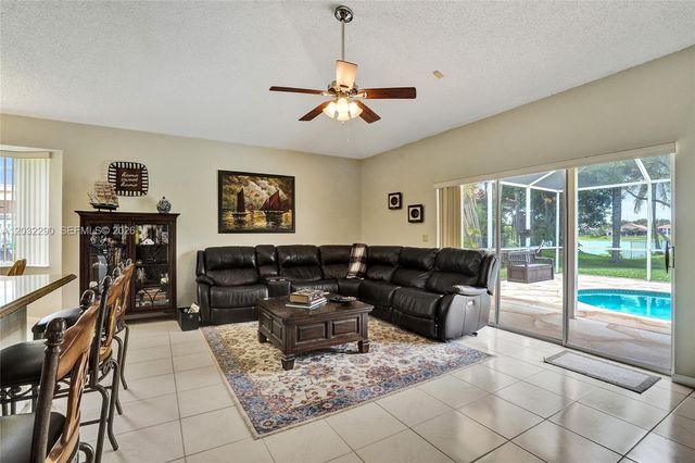 8269 NW 40th Court, Coral Springs, FL 33065
