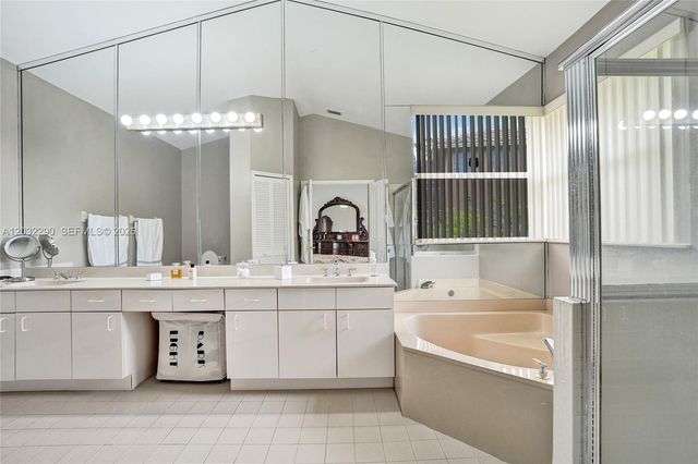 8269 NW 40th Court, Coral Springs, FL 33065