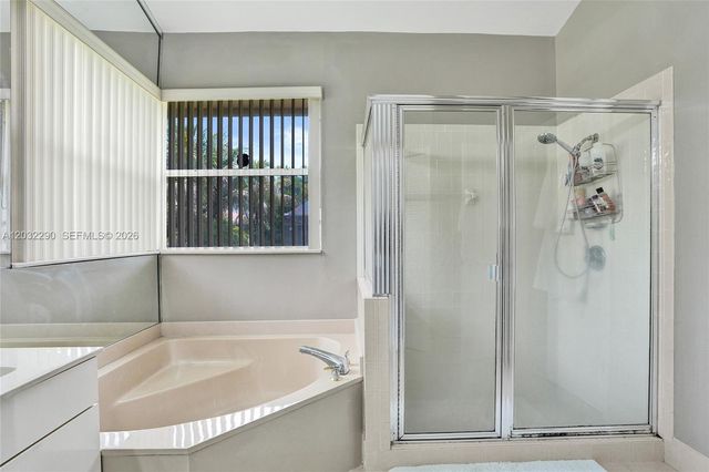 8269 NW 40th Court, Coral Springs, FL 33065