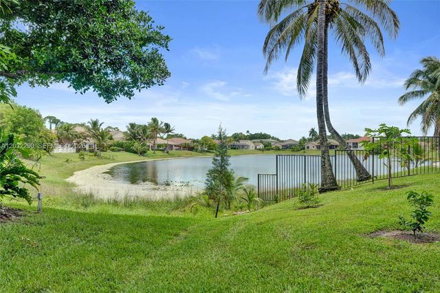 8269 NW 40th Court, Coral Springs, FL 33065