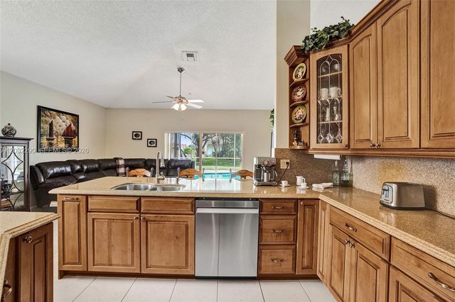 8269 NW 40th Court, Coral Springs, FL 33065