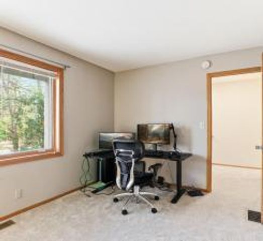 3062 Lake Shore Drive, Minneapolis, MN 55416