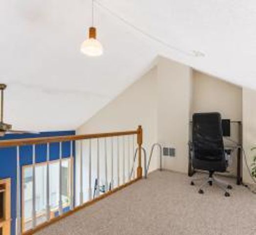 3062 Lake Shore Drive, Minneapolis, MN 55416