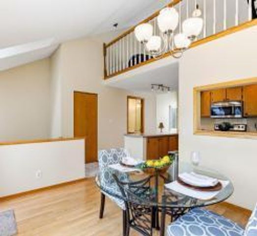 3062 Lake Shore Drive, Minneapolis, MN 55416