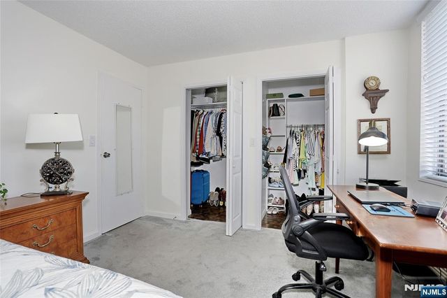 160 Overlook Avenue 19D, Hackensack, NJ 07601