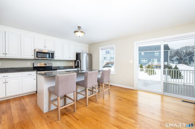 365 Allentown Road 34, Bristol, CT 06010