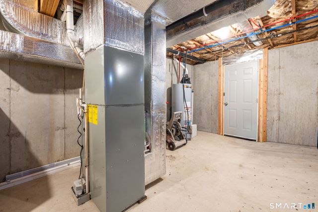 365 Allentown Road 34, Bristol, CT 06010