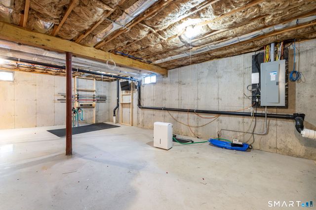 365 Allentown Road 34, Bristol, CT 06010