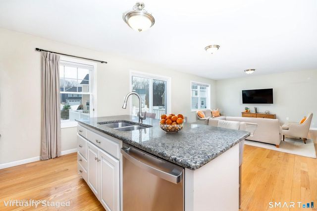 365 Allentown Road 34, Bristol, CT 06010