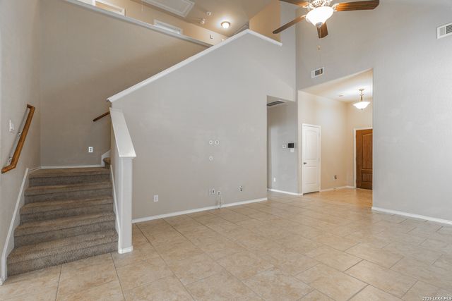 6423 Candleoak Cir, San Antonio, TX 78244