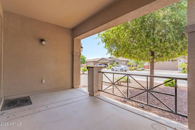 476 W HONEY LOCUST Avenue, San Tan Valley, AZ 85140