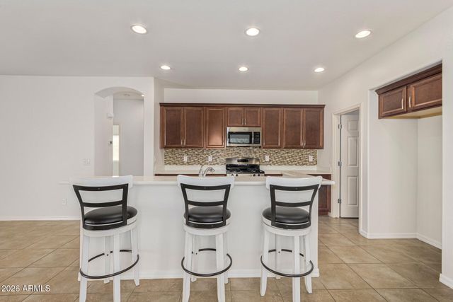 476 W HONEY LOCUST Avenue, San Tan Valley, AZ 85140