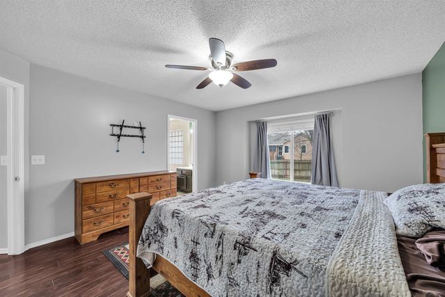 1101 N Raintree Dr, Derby, KS 67037