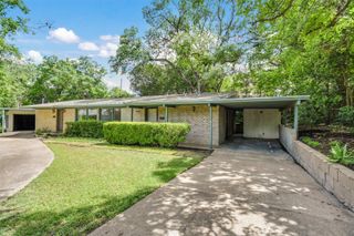 1703 Emilie LN A, Austin, TX 78731