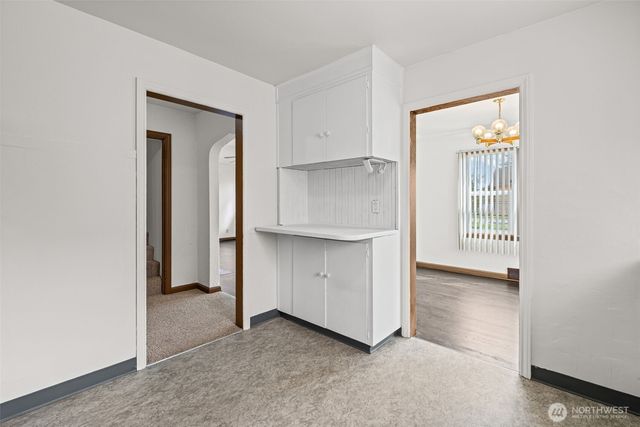 205 W Saar Street, Kent, WA 98032