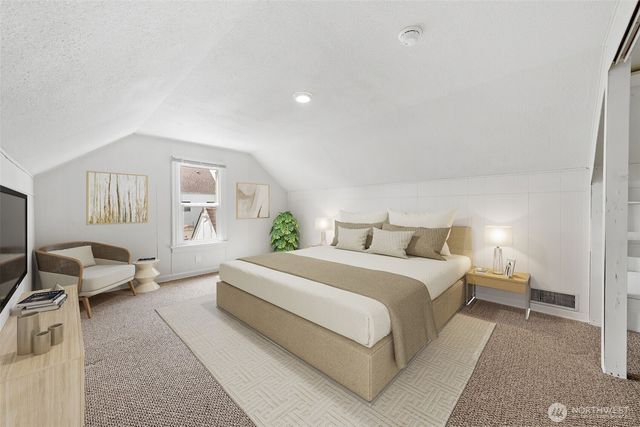 205 W Saar Street, Kent, WA 98032