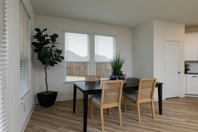 212 Colvin Lane, Justin, TX 76247