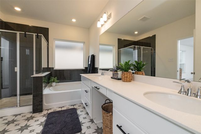 212 Colvin Lane, Justin, TX 76247