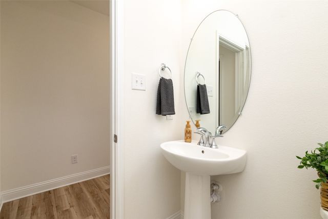 212 Colvin Lane, Justin, TX 76247