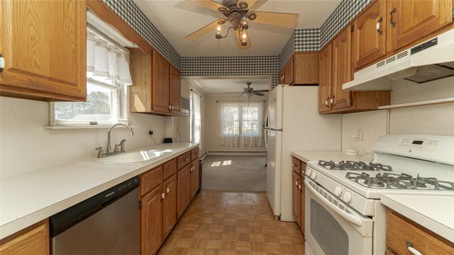 96 17th Street, West Babylon, NY 11704