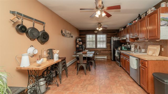 96 17th Street, West Babylon, NY 11704