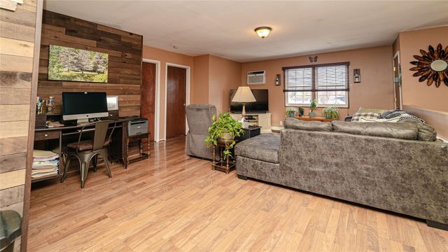 96 17th Street, West Babylon, NY 11704
