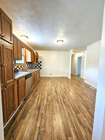 6100 Bell Branch Trl, Nunnelly, TN 37137