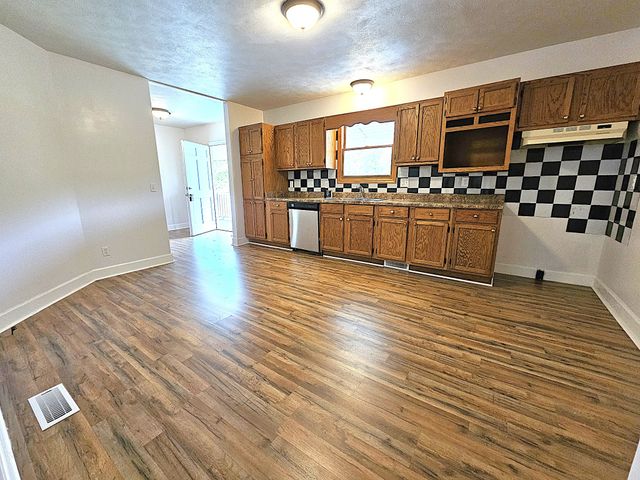 6100 Bell Branch Trl, Nunnelly, TN 37137
