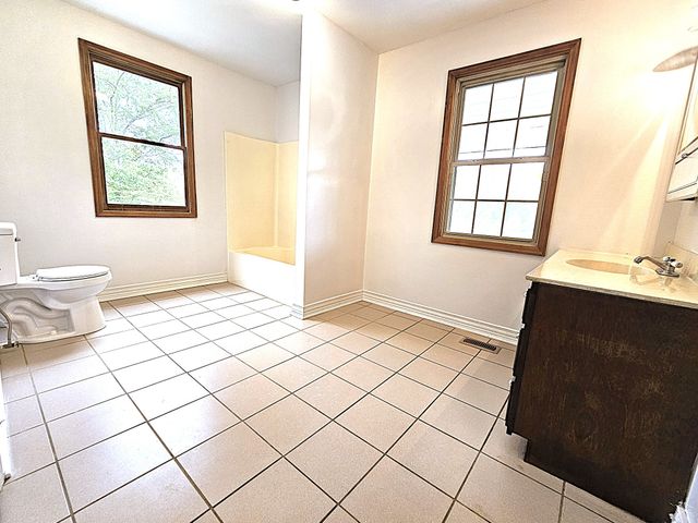 6100 Bell Branch Trl, Nunnelly, TN 37137