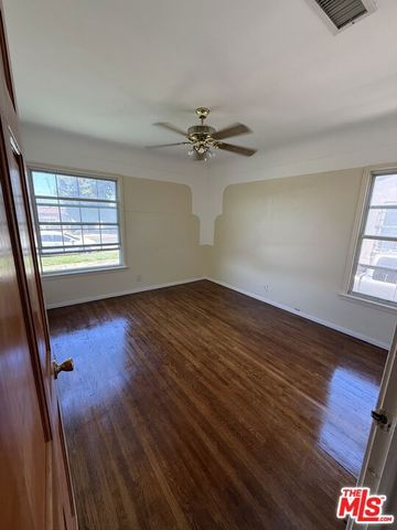10318 S Manhattan Place, Los Angeles, CA 90047