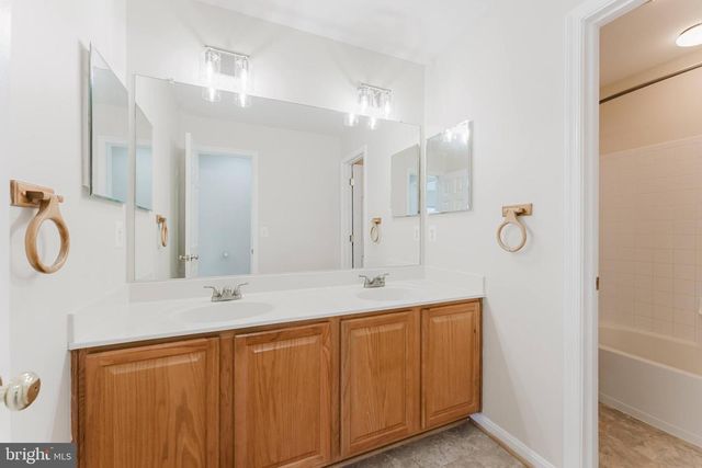 13075 SIDLAW HILLS LN, Bristow, VA 20136