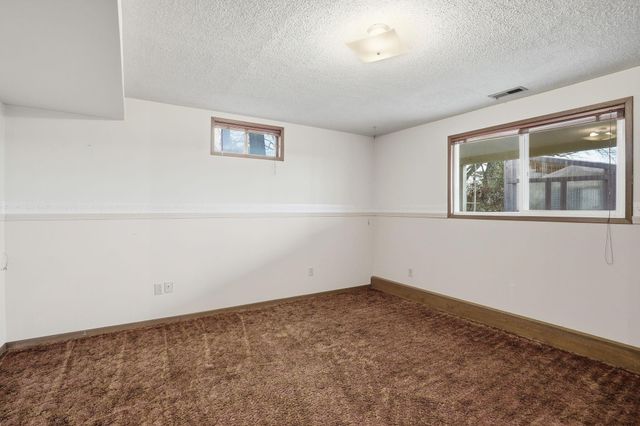 11116 E Fruit Hill Rd, Spokane, WA 99206