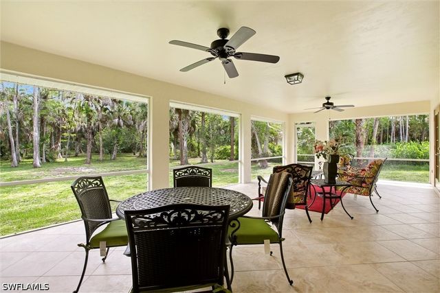 5231 Hickory Wood DR, Naples, FL 34119