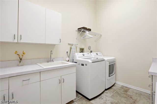 5231 Hickory Wood DR, Naples, FL 34119
