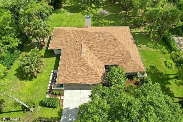5231 Hickory Wood DR, Naples, FL 34119