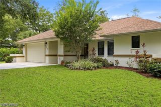 5231 Hickory Wood DR, Naples, FL 34119