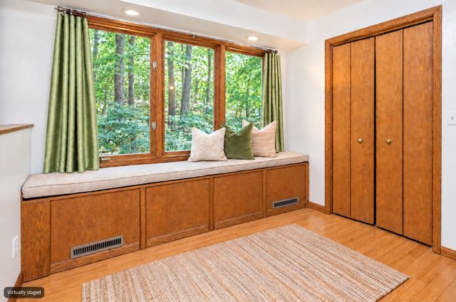 1021 Hol Hi Drive, Kalamazoo City, MI 49008