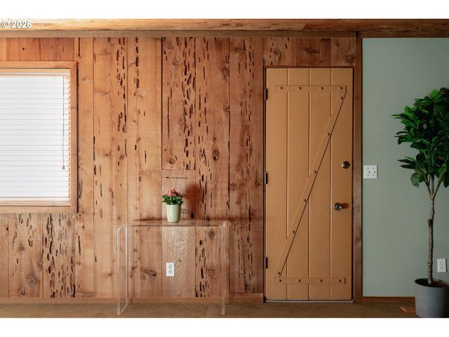 9320 Sw 74TH Ave, Portland, OR 97223