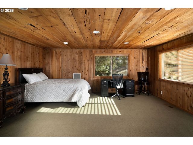 9320 Sw 74TH Ave, Portland, OR 97223